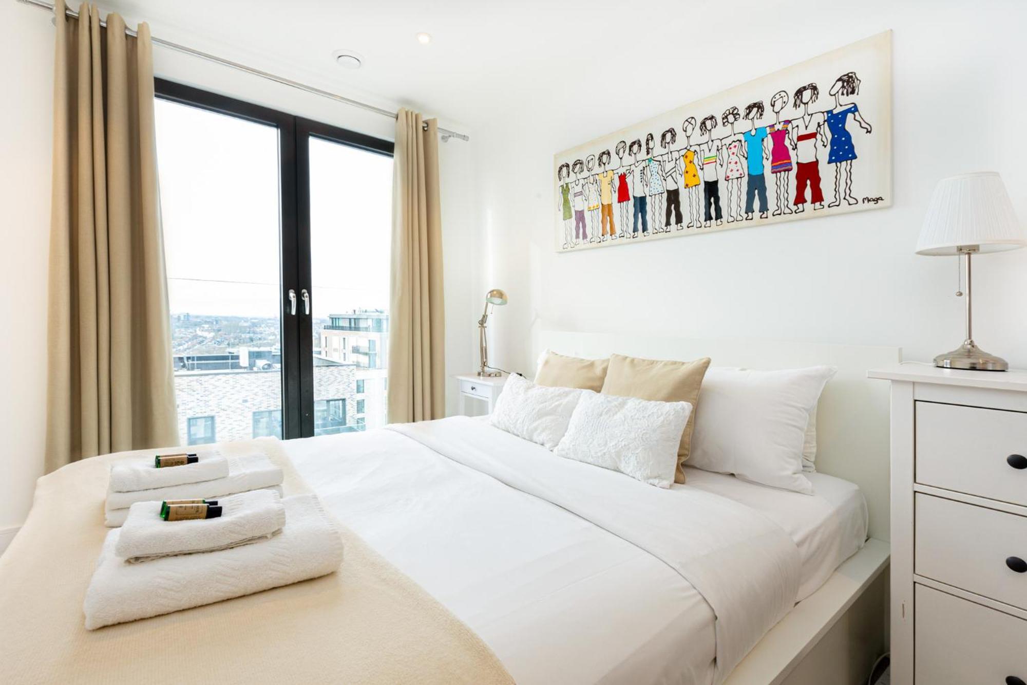 Sensational 2br Wviews & Balcony In Wandsworth Londra