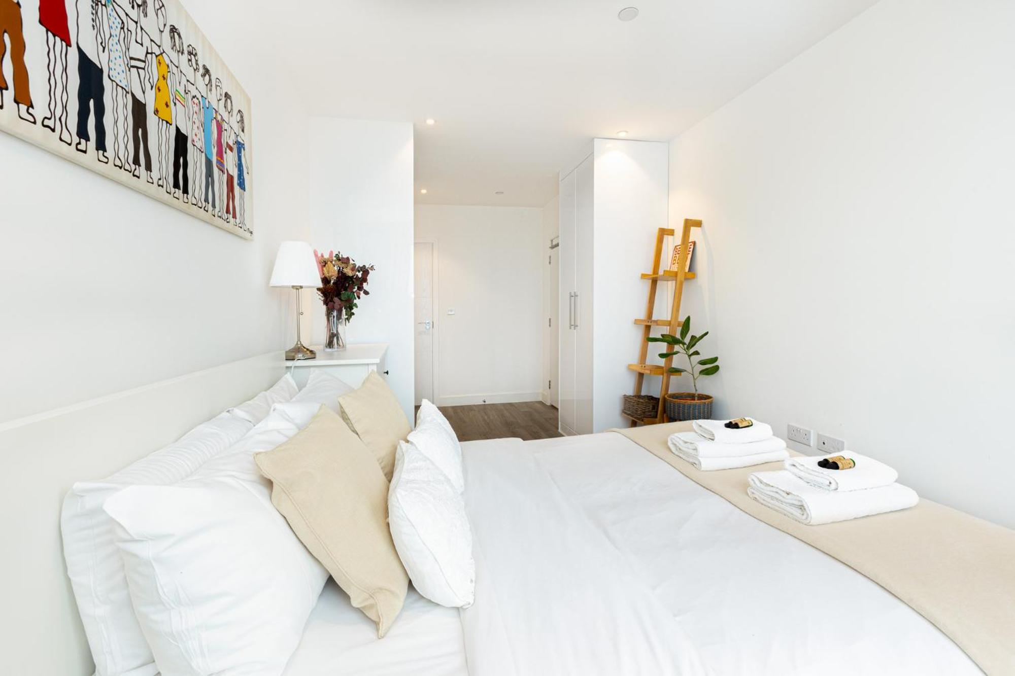 Appartamento Sensational 2br Wviews & Balcony In Wandsworth *