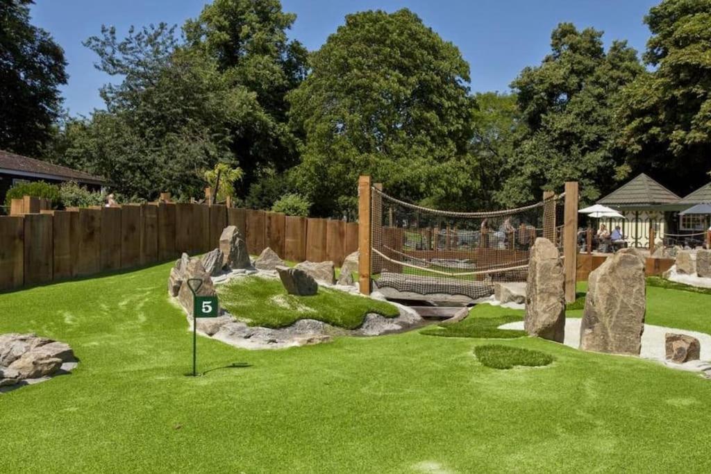 Sensational 2br Wviews & Balcony In Wandsworth Londra