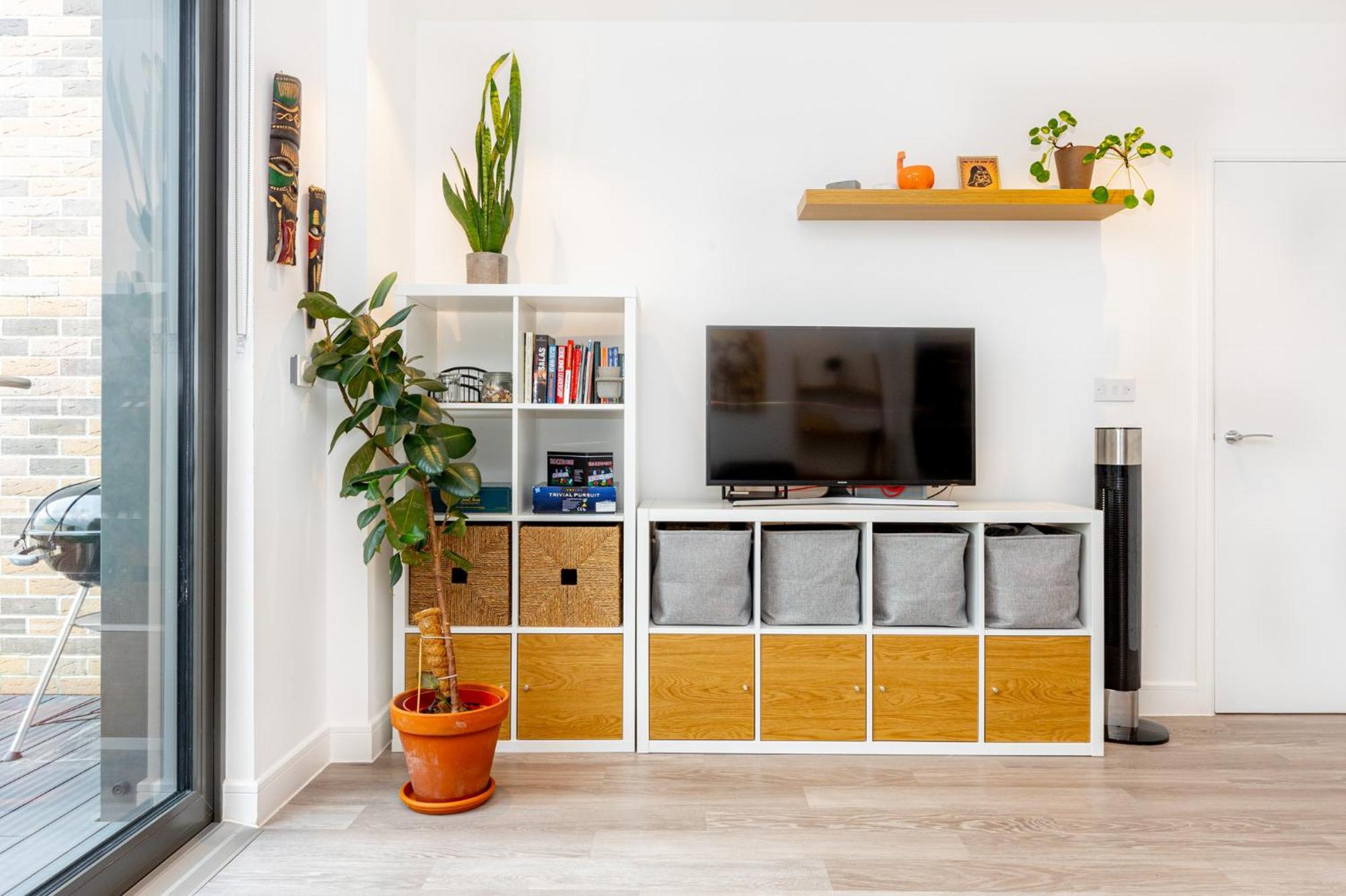 Appartamento Sensational 2br Wviews & Balcony In Wandsworth Londra