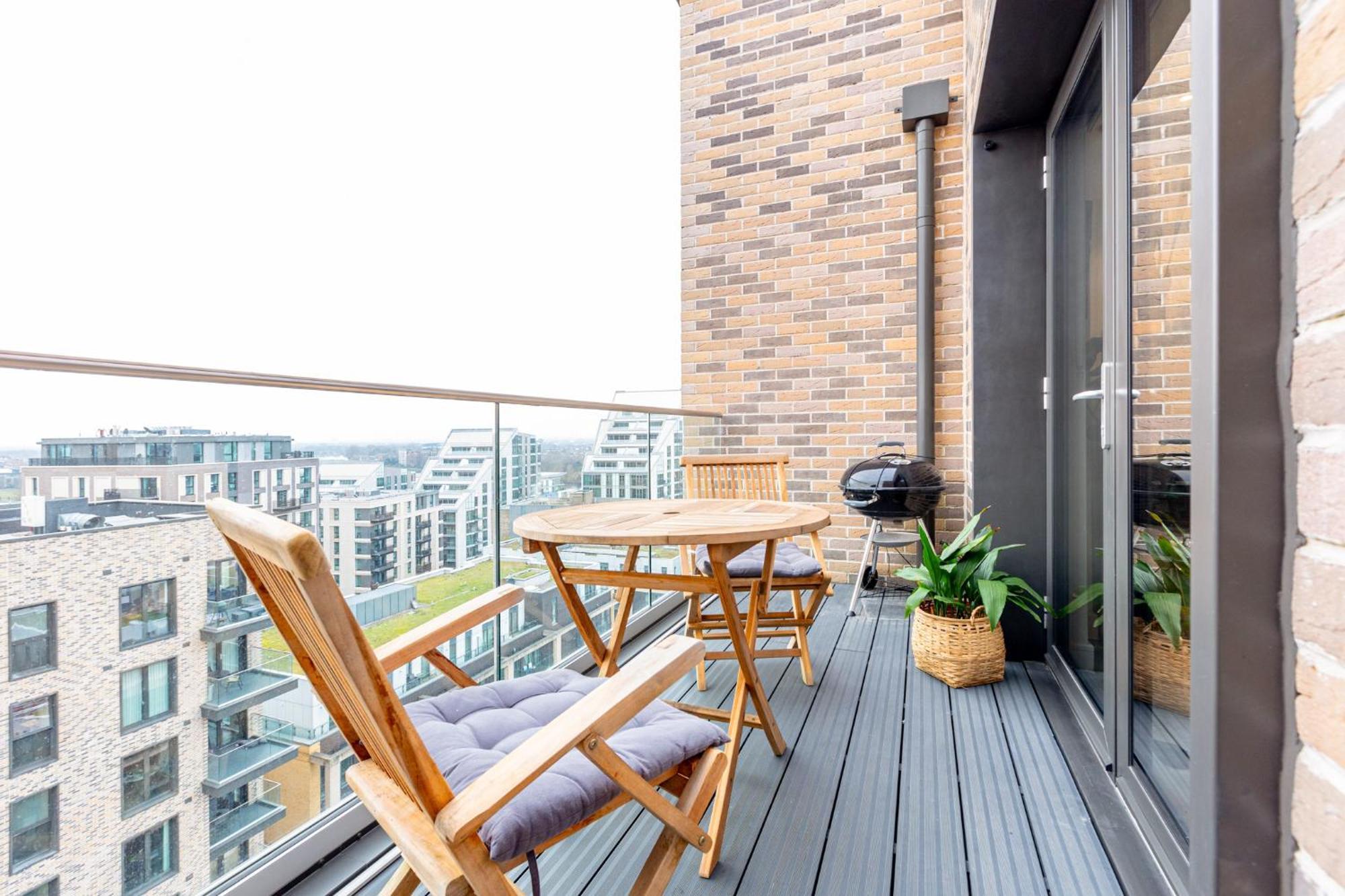 Appartamento Sensational 2br Wviews & Balcony In Wandsworth *
